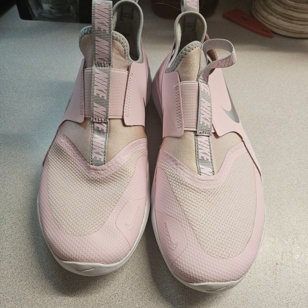 Nike Women's Pink and Gray Slip-On Sneakers